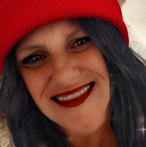 Meet your Posher, Marie